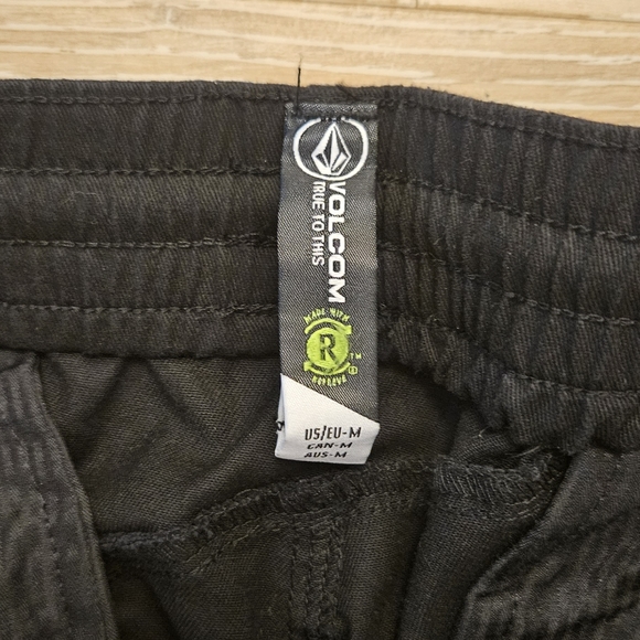 Men's Volcom Chino size M - Picture 1 of 5